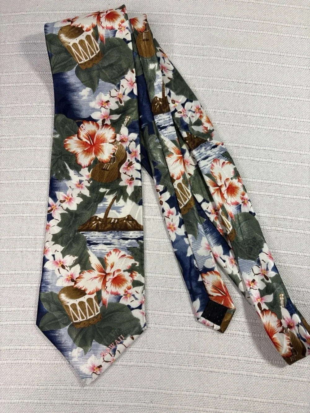 Tropical Hawaii Hawaiian Necktie Floral Ukulele Navy Blue OS EUC